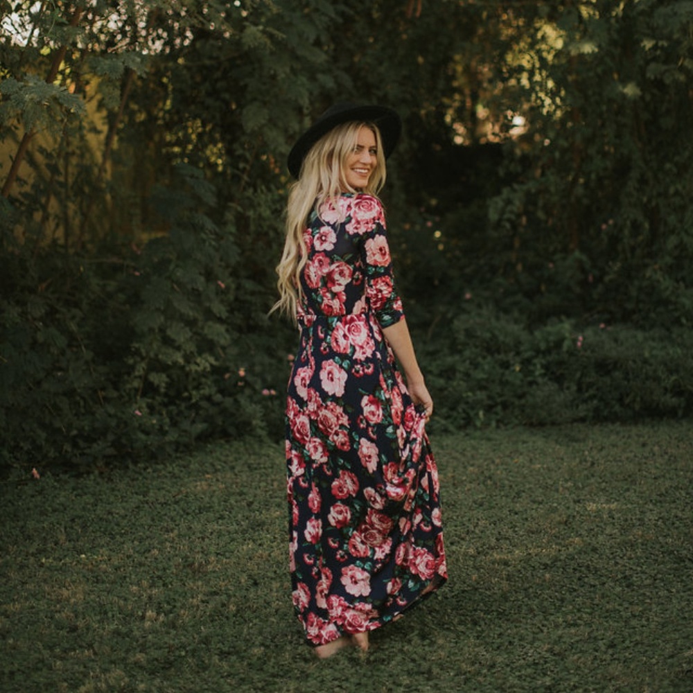 🌱 3 LEFT 🌱 Floral Navy & Pink Dress - Picture 8 of 8